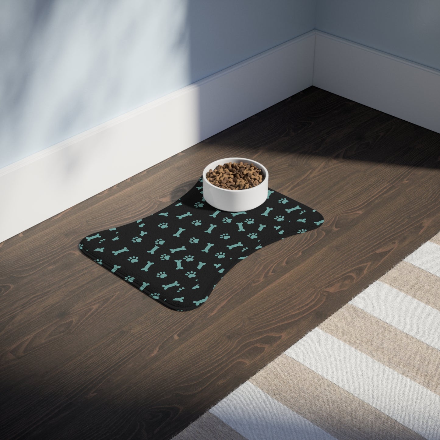 Black & Blue Feed Mat