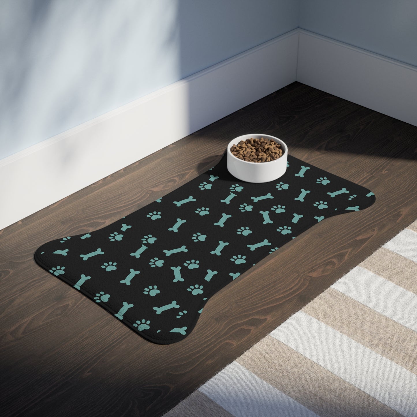Black & Blue Feed Mat